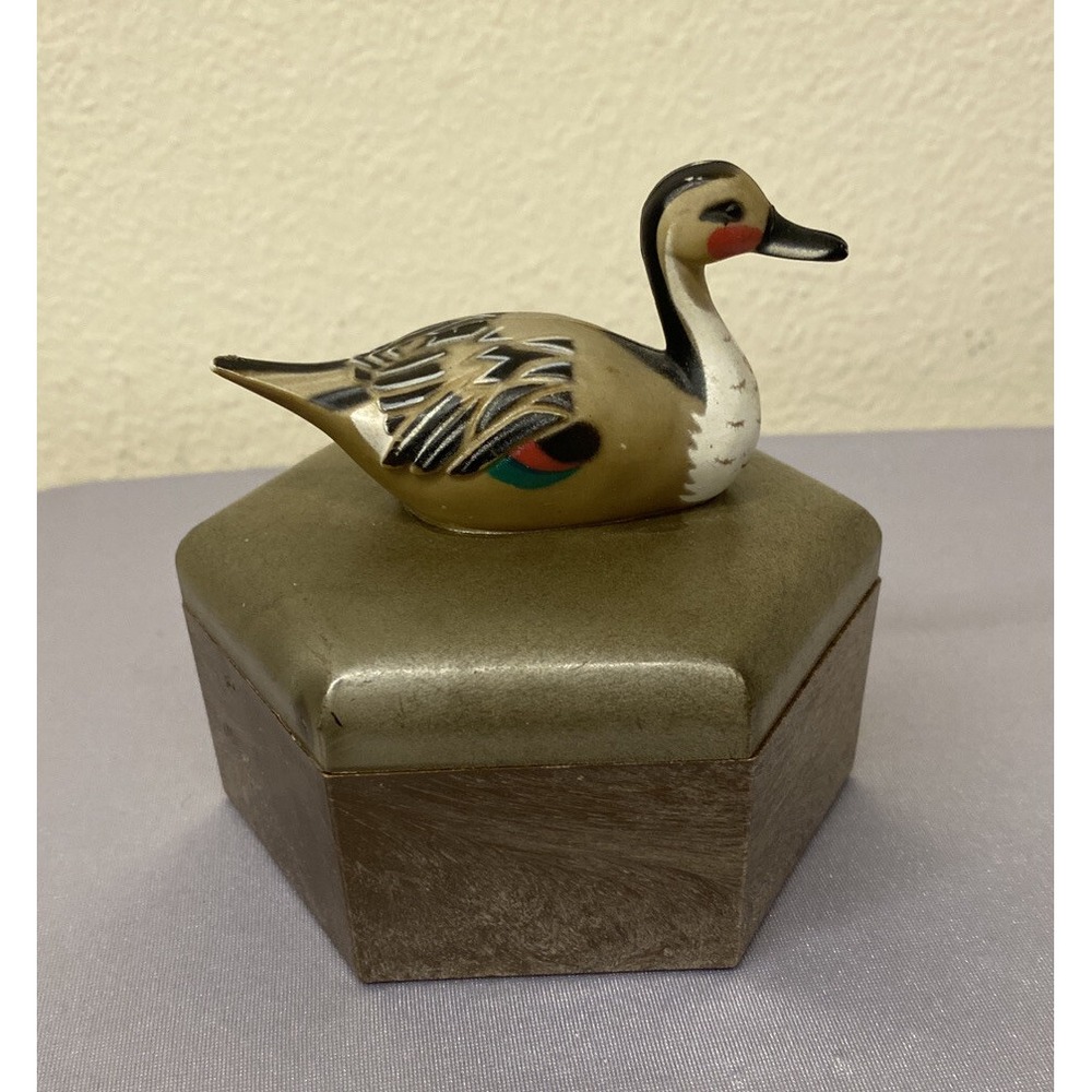 Trinket Box Hexagon Shaped Goose / Duck Vintage 1980s Hong Kong Mancave Hunter